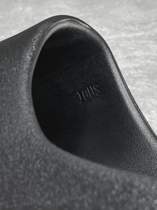 YEEZY SLIDE YZY YS-01 BLACK SIZE 10 (SAME DAY SHIPPING) main image 9